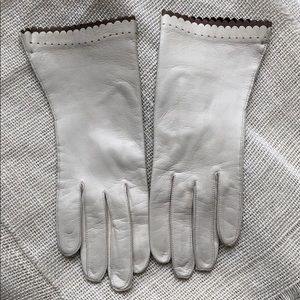 scalloped leather gloves 7